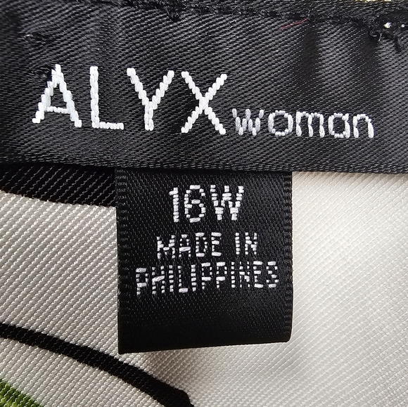 Alyx Woman Belted Floral Fit & Flare Midi Dress Size 16 - Picture 2 of 13